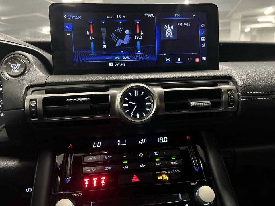 2022 Lexus IS 3rd Gen - Image 14 of 20