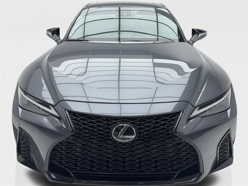 2022 Lexus IS 3rd Gen - Image 4 of 12