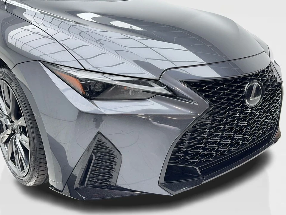 2022 Lexus - Image 3 of 31
