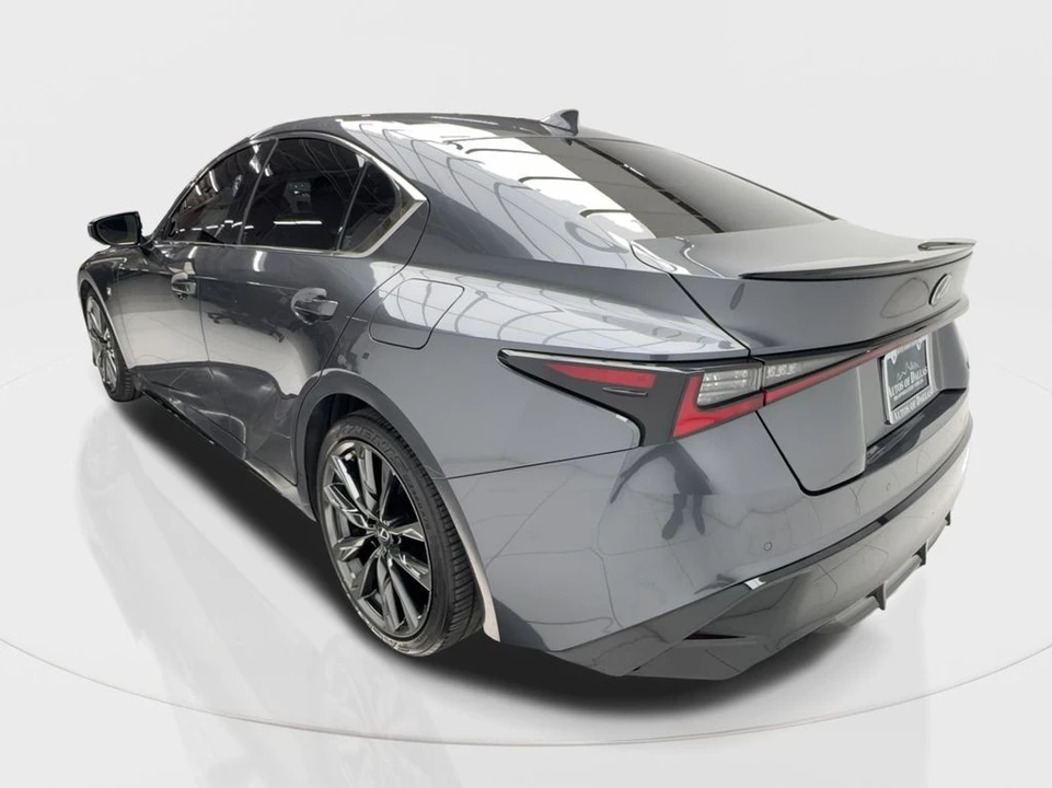 2022 Lexus IS 3rd Gen - Image 10 of 21