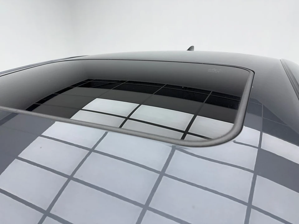 2022 Lexus IS 3rd Gen - Image 12 of 12