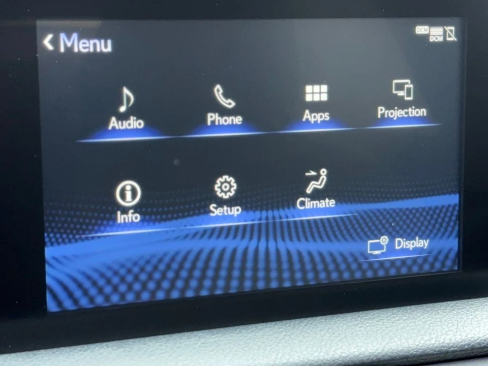 2022 Lexus - Image 23 of 31