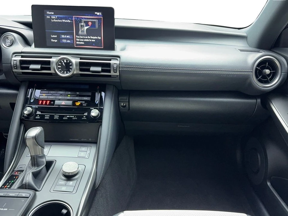 2022 Lexus IS 3rd Gen - Image 18 of 21