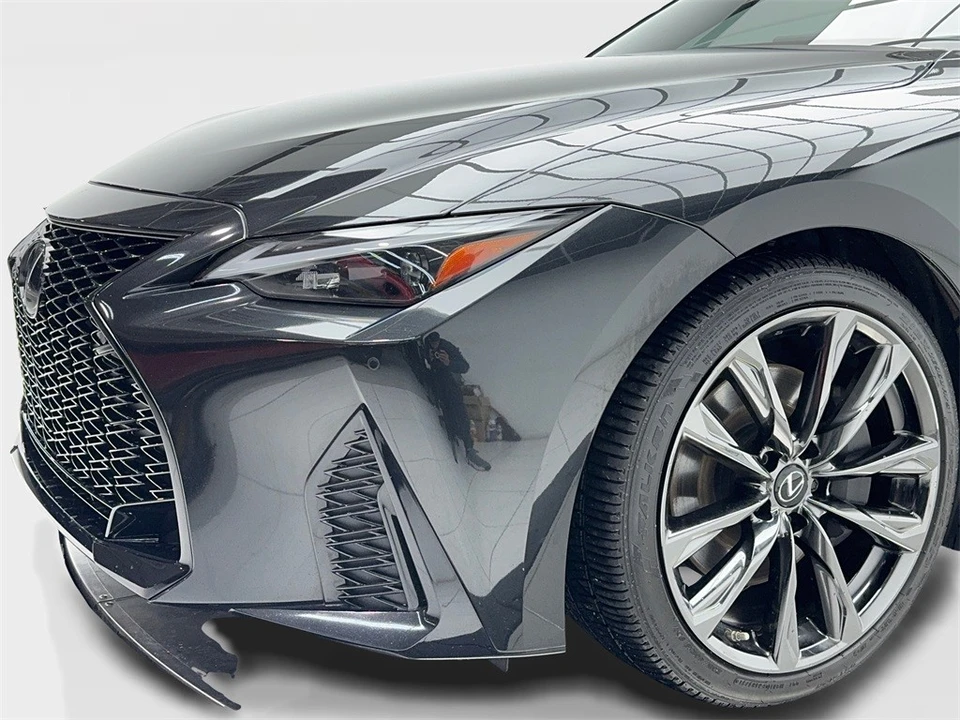 2022 Lexus IS 3rd Gen - Image 6 of 21