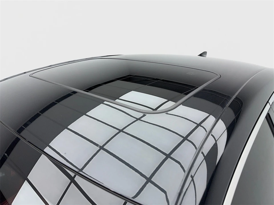 2022 Lexus IS 3rd Gen - Image 13 of 21