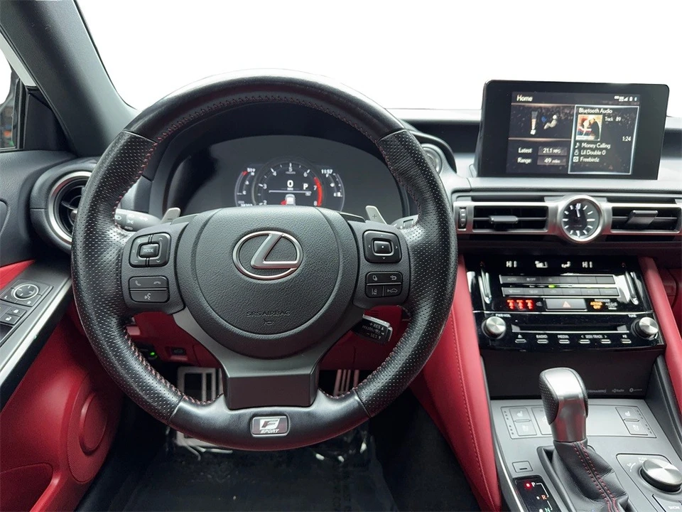 2022 Lexus IS 3rd Gen - Image 17 of 21