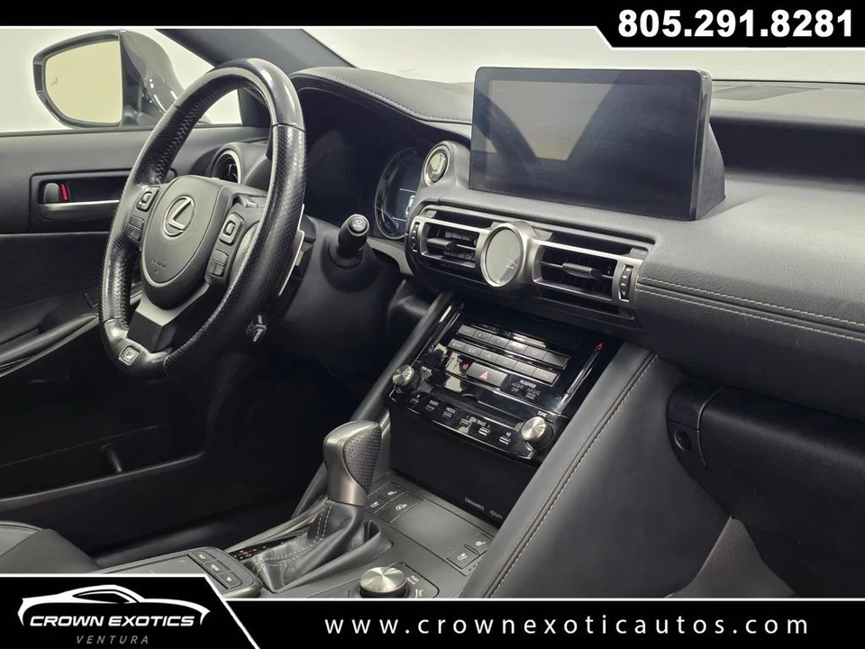 2022 Lexus IS 3rd Gen - Image 14 of 21
