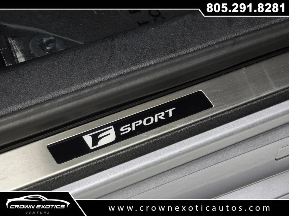 2022 Lexus IS 3rd Gen - Image 11 of 21