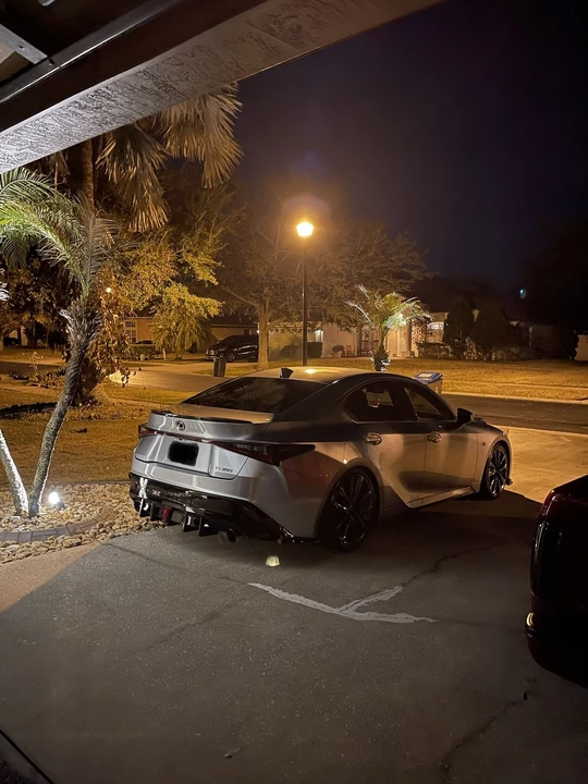 2022 Lexus IS 3rd Gen - Image 7 of 9