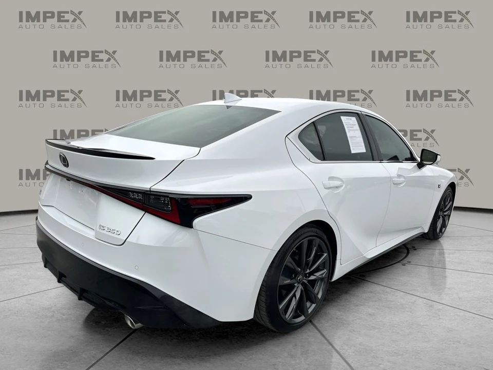 2022 Lexus IS 3rd Gen - Image 5 of 12