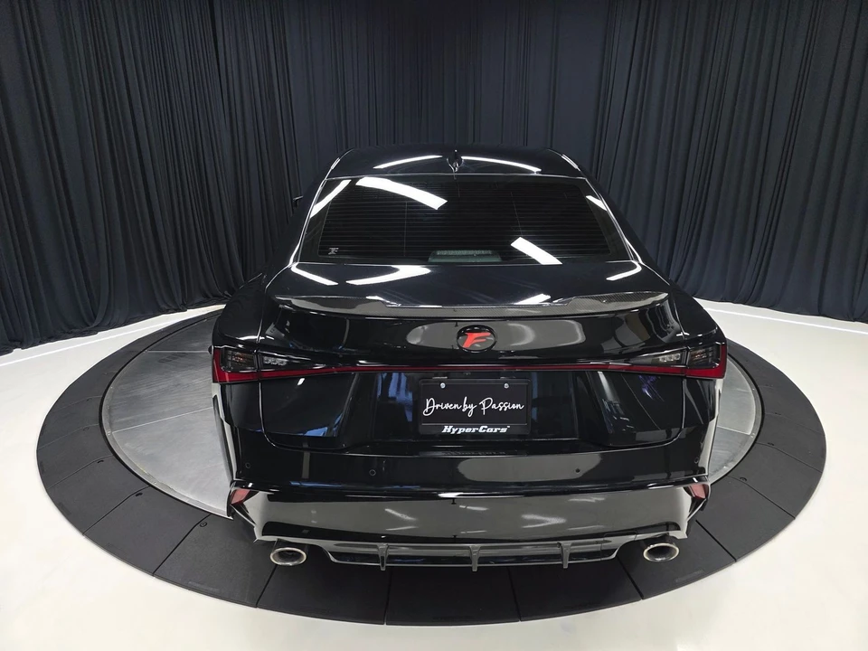 2022 Lexus IS 3rd Gen - Image 12 of 31