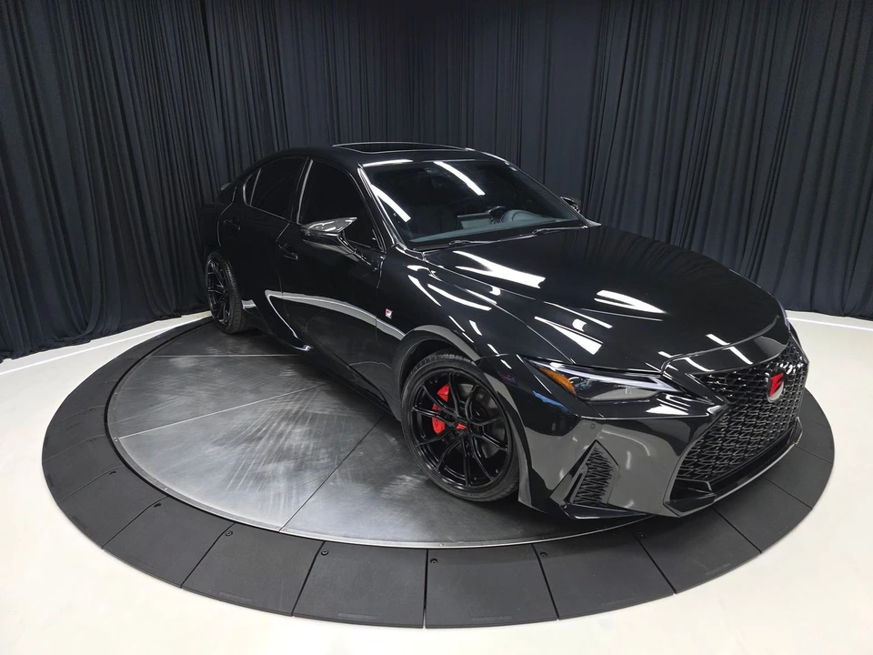 2022 Lexus IS 3rd Gen - Image 16 of 31