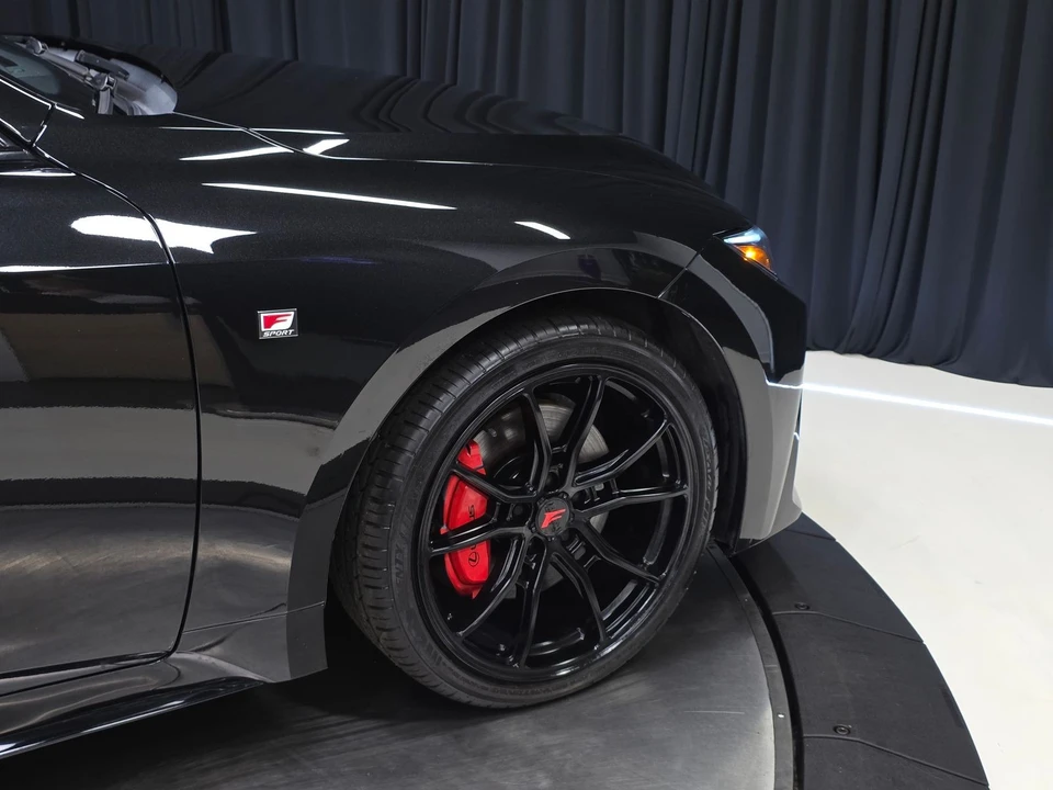 2022 Lexus IS 3rd Gen - Image 4 of 31