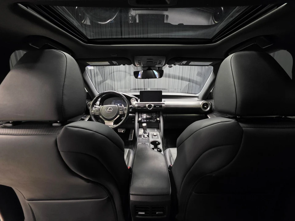 2022 Lexus IS 3rd Gen - Image 2 of 31
