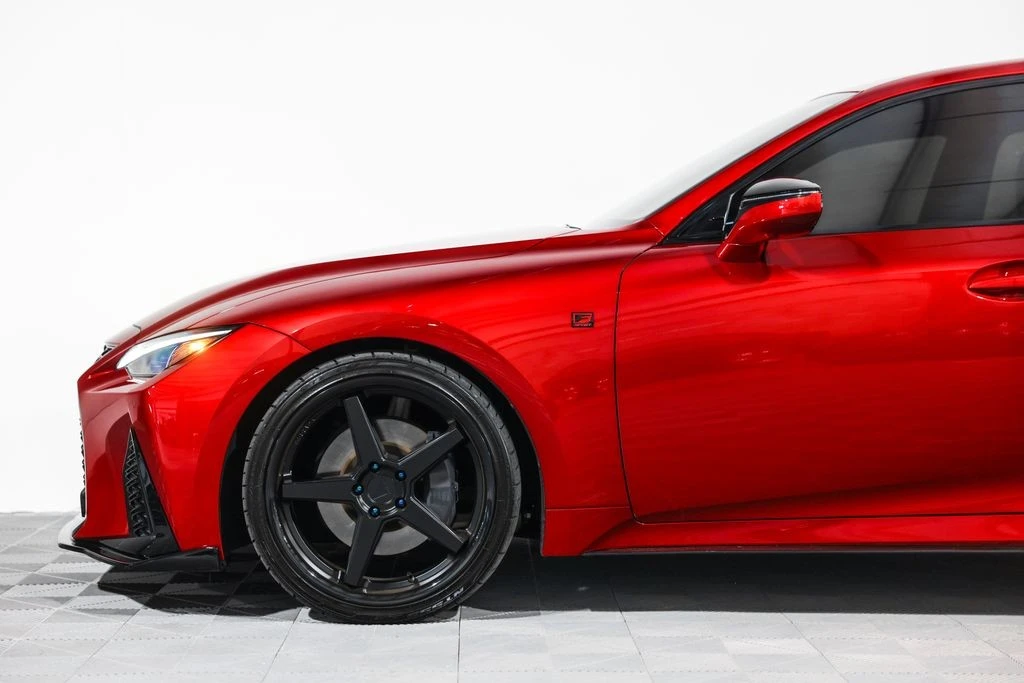 2022 Lexus IS 3rd Gen - Image 15 of 31