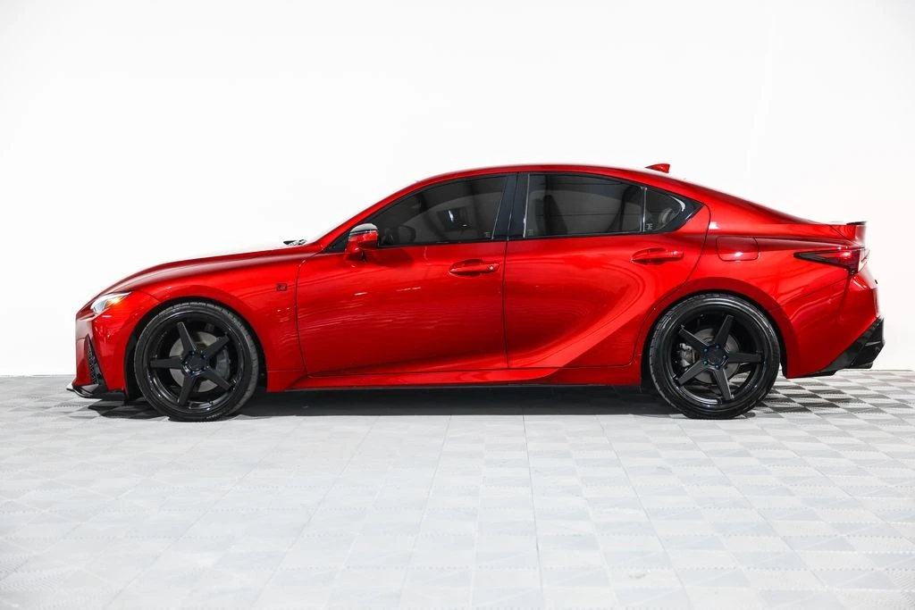 2022 Lexus IS 3rd Gen - Image 14 of 31