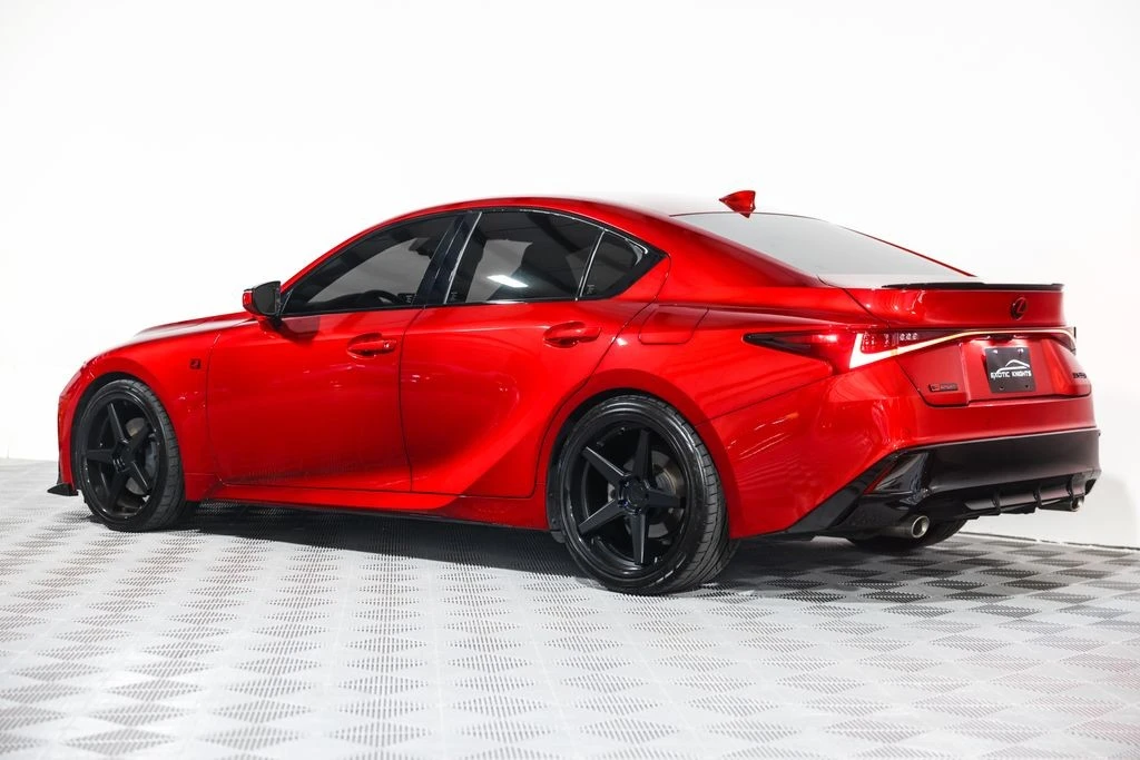 2022 Lexus IS 3rd Gen - Image 17 of 31