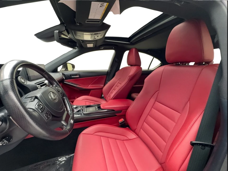 2022 Lexus IS 3rd Gen - Image 14 of 31