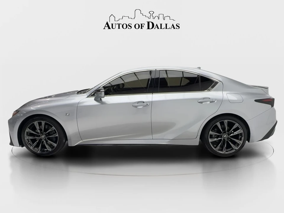 2022 Lexus IS 3rd Gen - Image 5 of 31