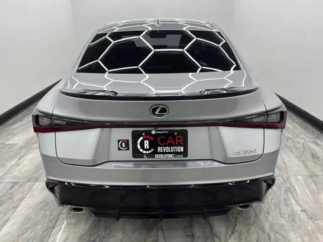 2022 Lexus IS 3rd Gen - Image 5 of 12