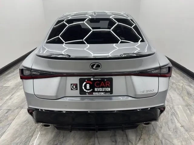 2022 Lexus IS 3rd Gen - Image 5 of 12