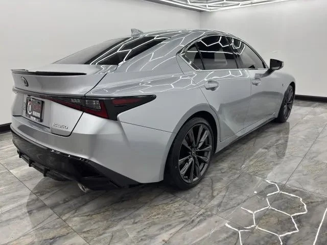 2022 Lexus IS 3rd Gen - Image 8 of 12