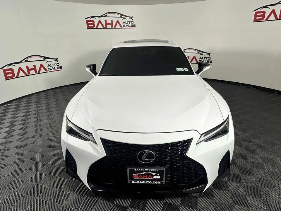 2022 Lexus IS 3rd Gen - Image 13 of 21