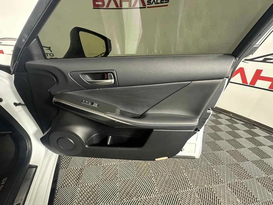 2022 Lexus IS 3rd Gen - Image 16 of 21