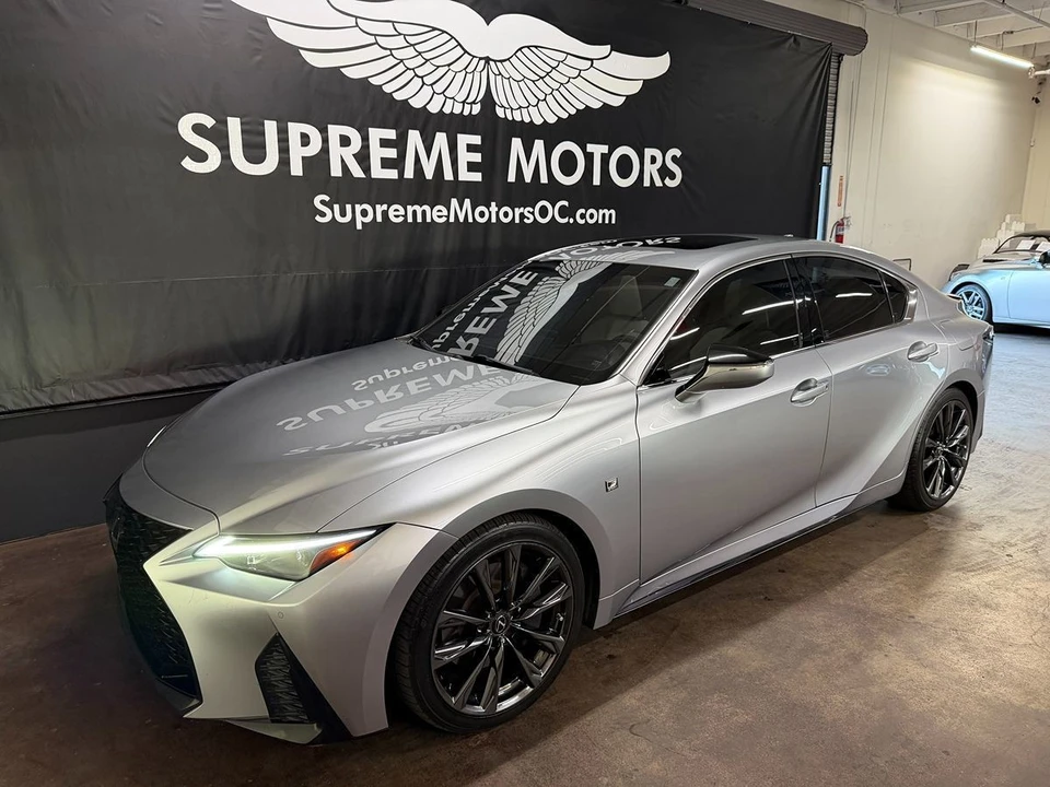 2022 Lexus IS 3rd Gen - Image 4 of 12