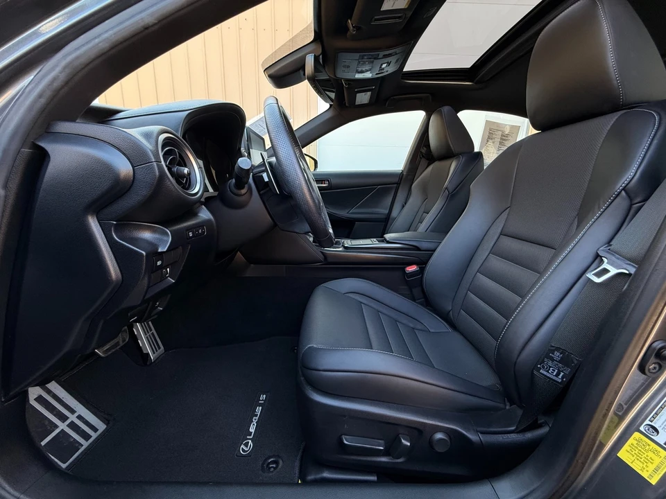 2022 Lexus IS 3rd Gen - Image 6 of 21