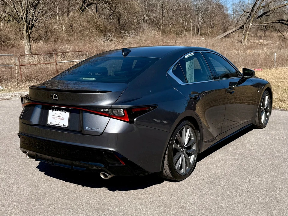 2022 Lexus IS 3rd Gen - Image 4 of 21