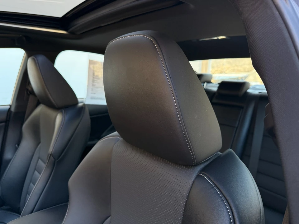 2022 Lexus IS 3rd Gen - Image 11 of 21