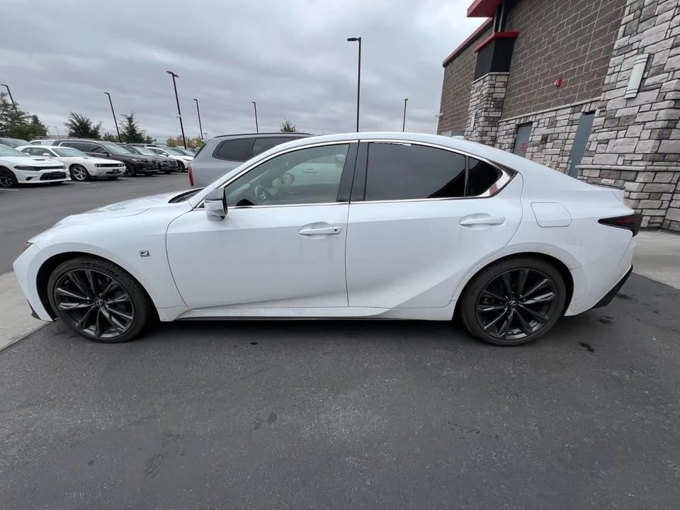 2022 Lexus IS 3rd Gen - Image 4 of 4