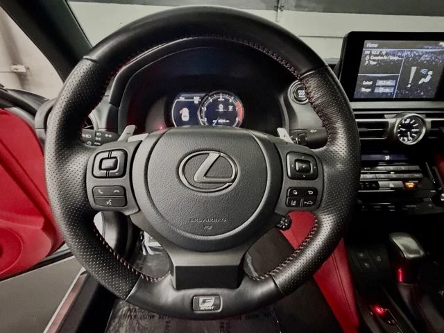 2022 Lexus IS 3rd Gen - Image 26 of 31