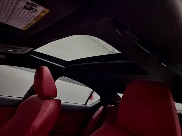 2022 Lexus IS 3rd Gen - Image 23 of 31