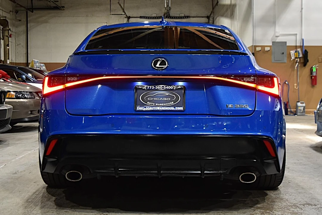 2022 Lexus IS 3rd Gen - Image 6 of 31