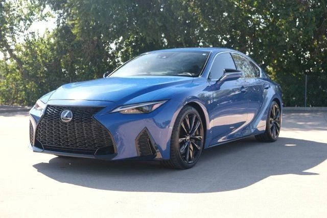 2022 Lexus IS 3rd Gen - Image 5 of 21