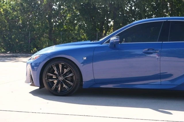 2022 Lexus IS 3rd Gen - Image 7 of 21