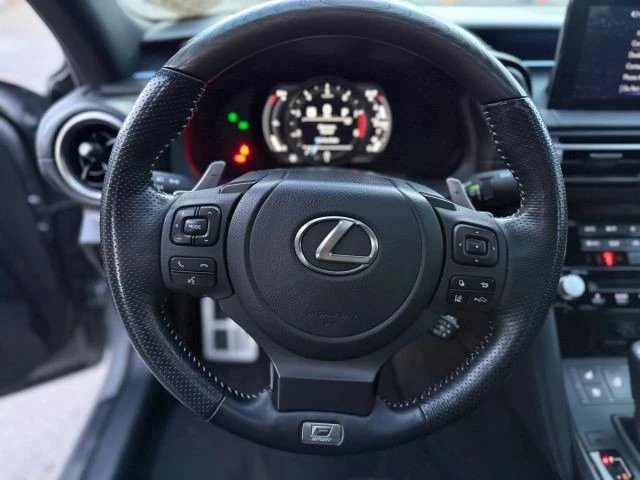 2022 Lexus IS 3rd Gen - Image 13 of 21