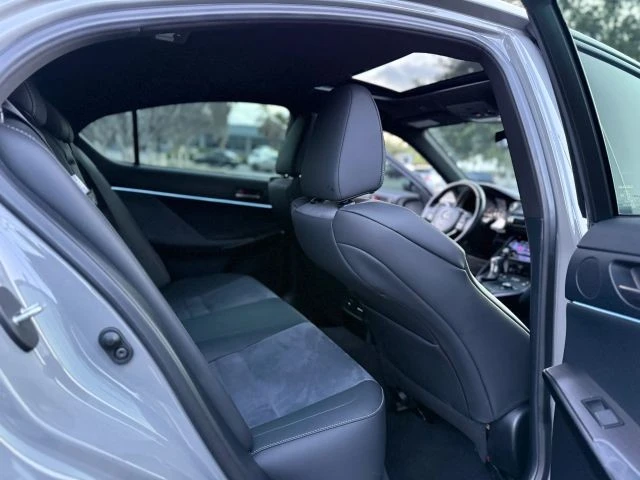 2022 Lexus IS 3rd Gen - Image 20 of 21