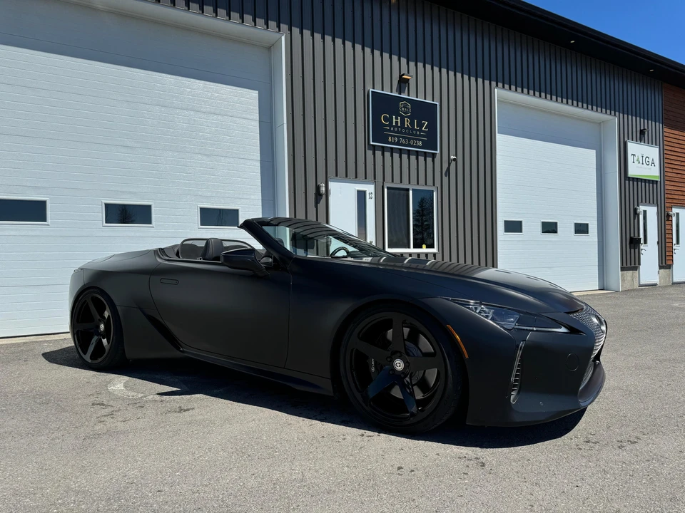 2022 Lexus LC - Image 28 of 31