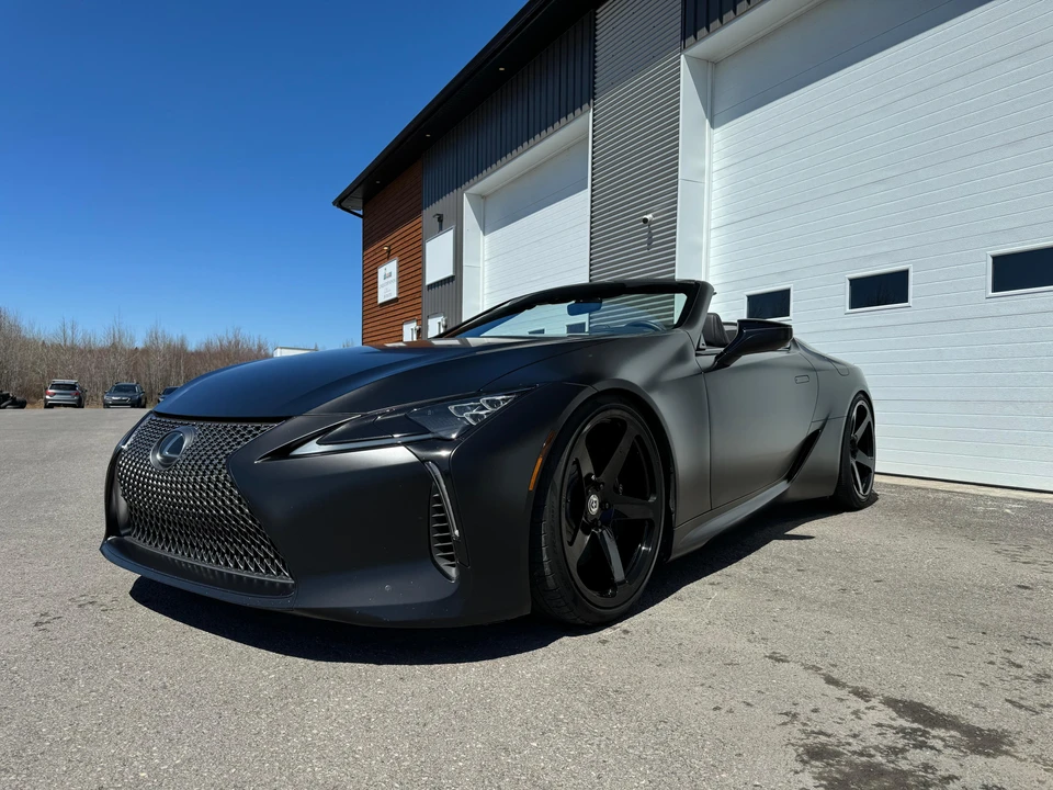 2022 Lexus LC - Image 10 of 31