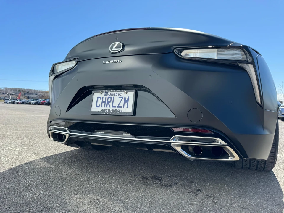 2022 Lexus LC - Image 21 of 31