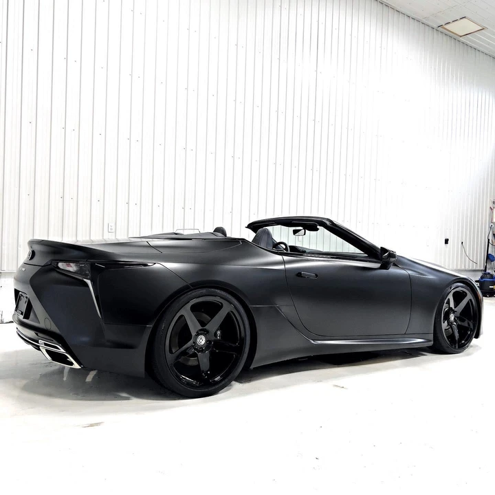 2022 Lexus LC - Image 24 of 31