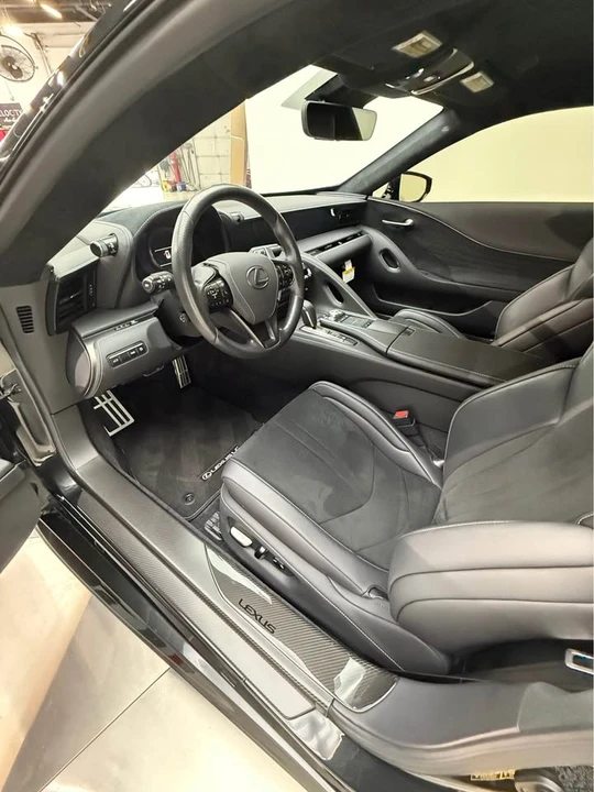 2022 Lexus LC - Image 8 of 12