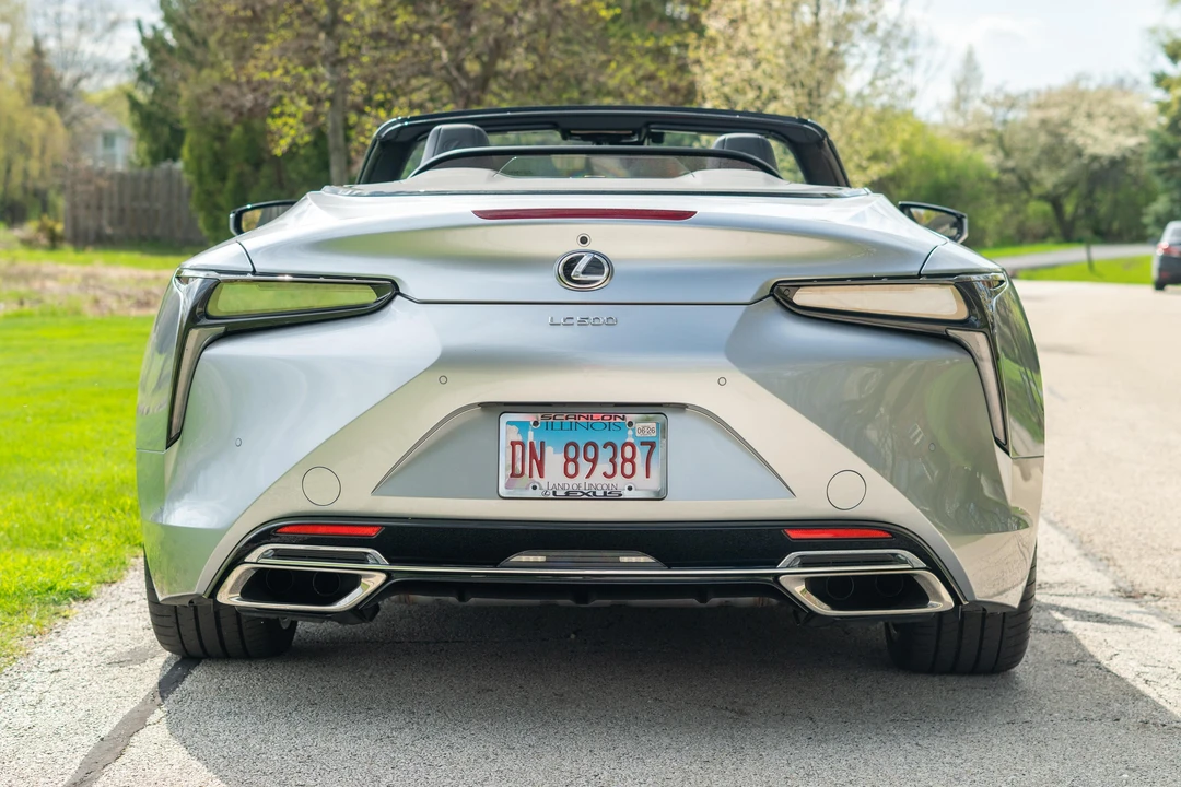 2022 Lexus LC - Image 5 of 31