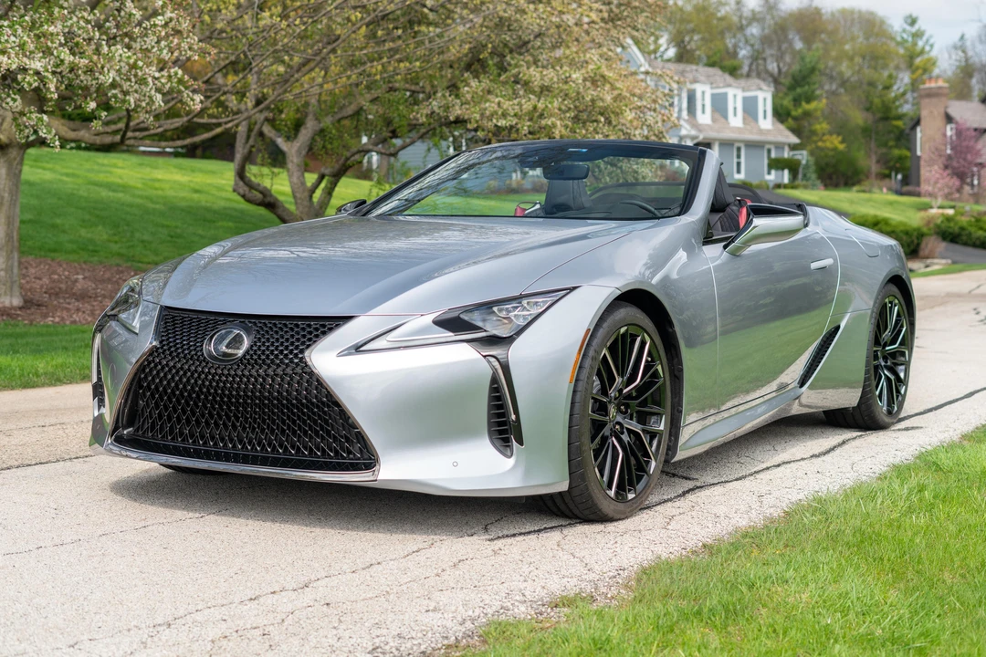2022 Lexus LC - Image 7 of 31