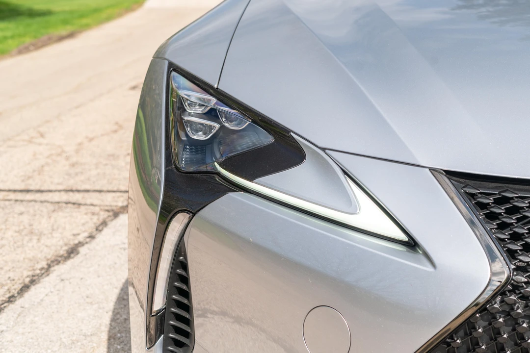 2022 Lexus LC - Image 20 of 31