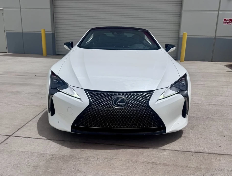 2022 Lexus LC - Image 14 of 14
