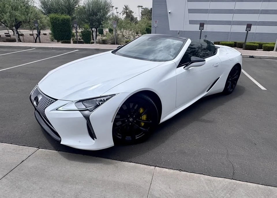 2022 Lexus LC - Image 13 of 14